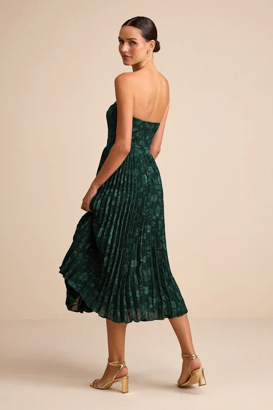 Perfectly Stunning Emerald Jacquard Strapless Midi Dress